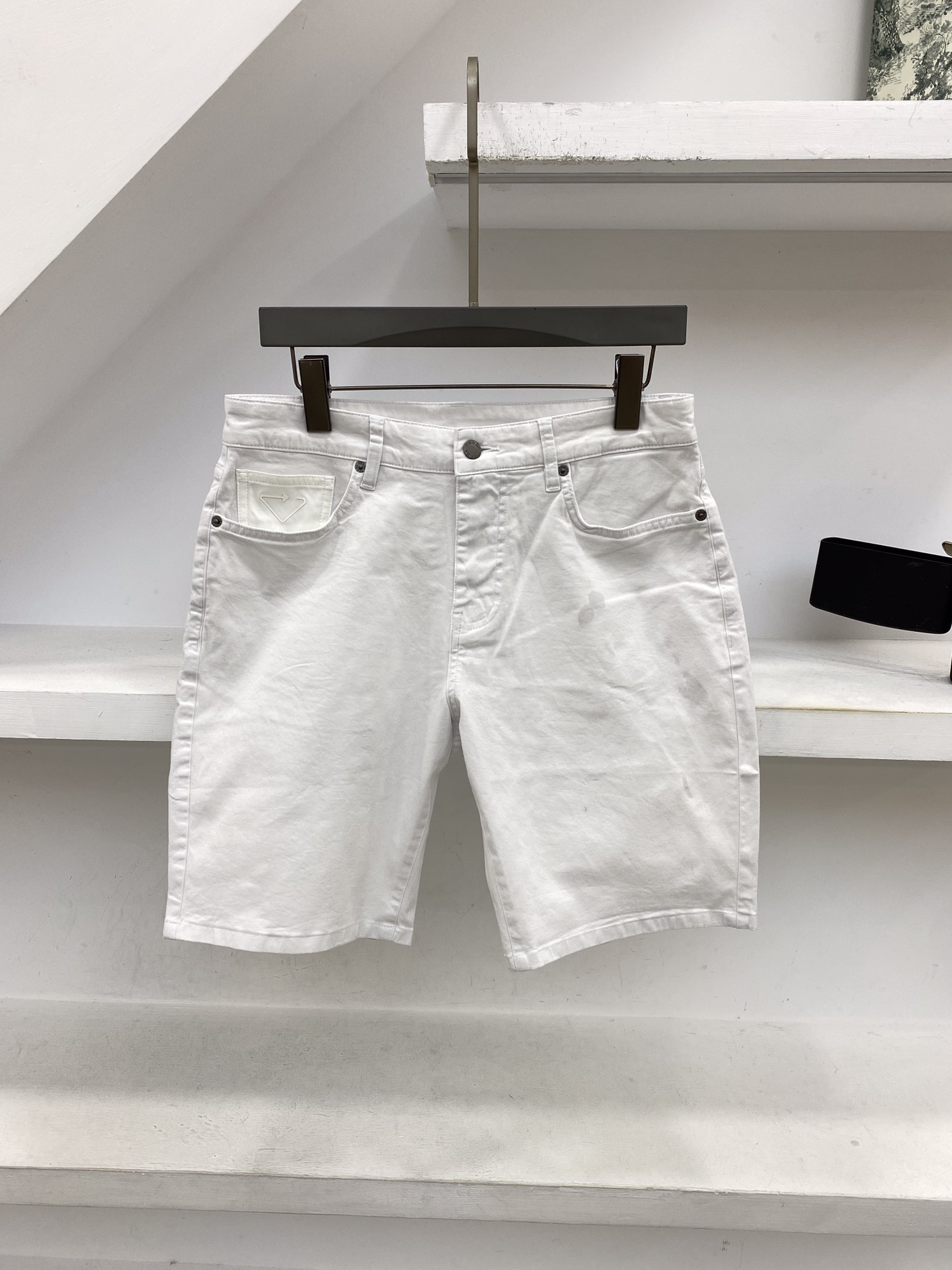 WhiteSzpradag P Pujia new pattern summer classic bottom pocket triangle Iron standard business affairs Versatile leisure time Denim shorts