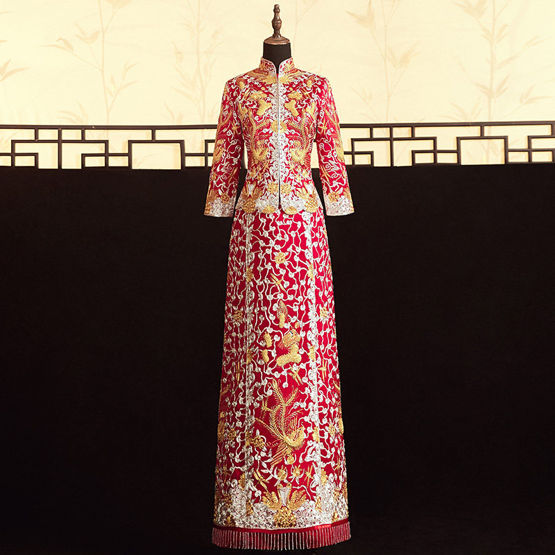 Show and dress The bride 2022 new summer Chinese bridal clothes handmade embroidered wedding dragon and pineapple hanging wedding dress Out of the house Toast Toast