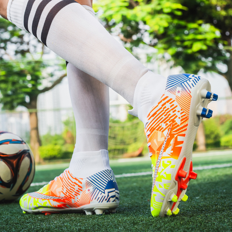 Ronaldo's new mandarin duck football shoes men's broken nails children middle school students anti-slip AG long nails indoor training artificial grass