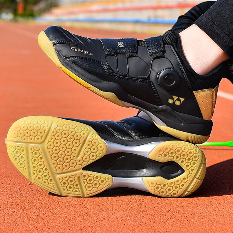 Swivel Buttons PROFESSIONAL BADMINTON SHOES FOR MEN AND WOMEN STUDENTS NEW TABLE TENNIS SHOES ANTI WEAR AND WEAR LIGHT TRAINING SHOES