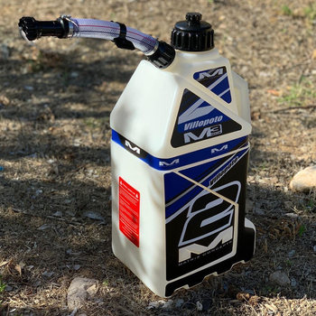 American Matrix Off-Road Motorcycle Plastic Portable Thickened Gasoline Can Spare Fuel Tank 15 Liters Quick Filling