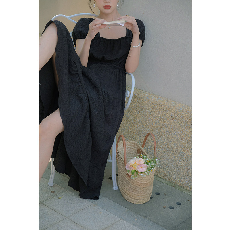 Beautiful Emperor Square Neck Backless Large Skirt French Retro High Waist Black Dress Cake Skirt Petit Skirt