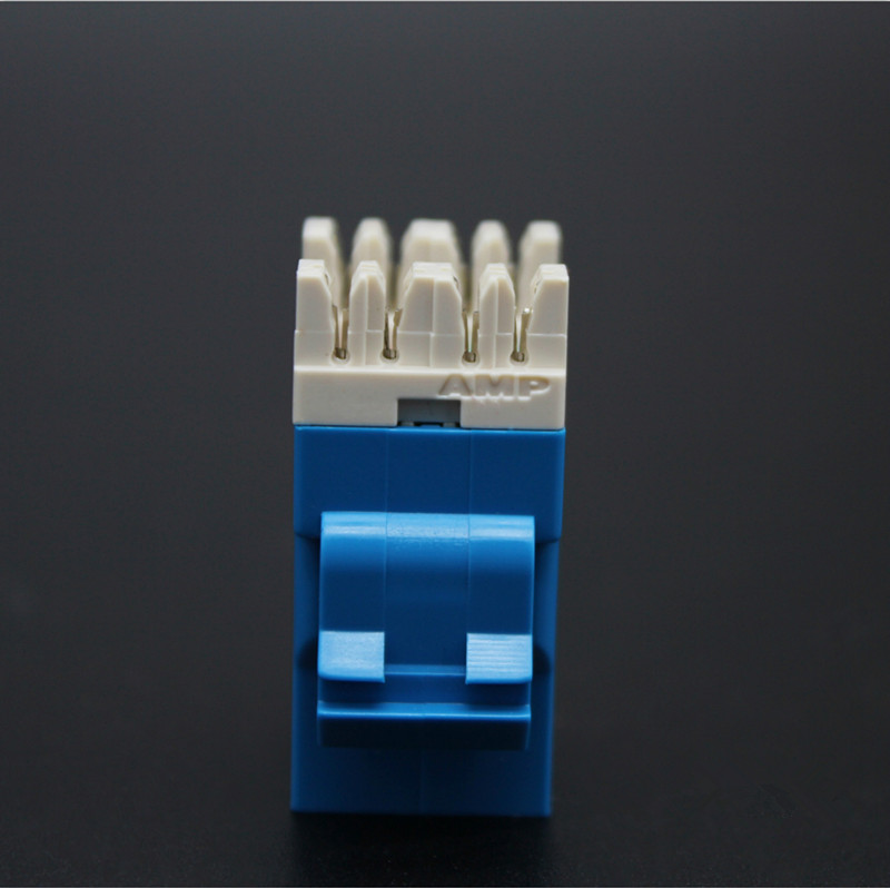 Recommended six types of non-shielded information modules Gigabit six type module gold plated to ensure that the test is achieved
