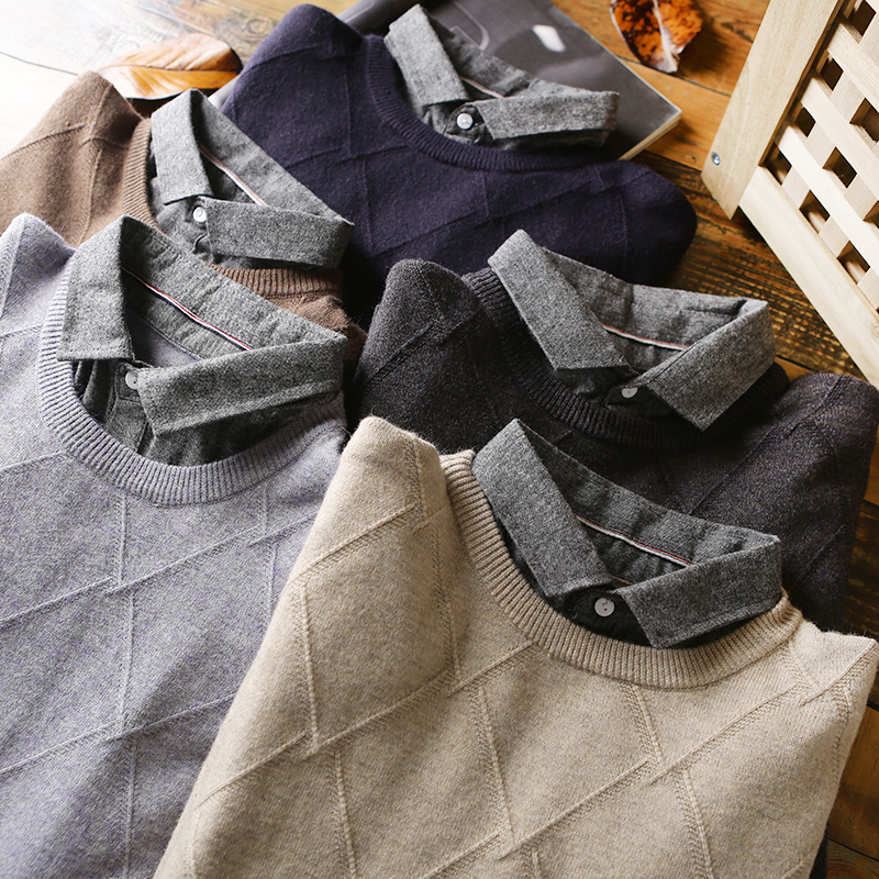 Advanced air field spontaneous hot cashmere high - end texture autumn and winter new male holiday two sweater knitted shirt