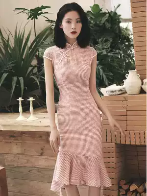 Cheongsam 2021 New Plaid retro elegant young girl fishtail skirt long version improved dress