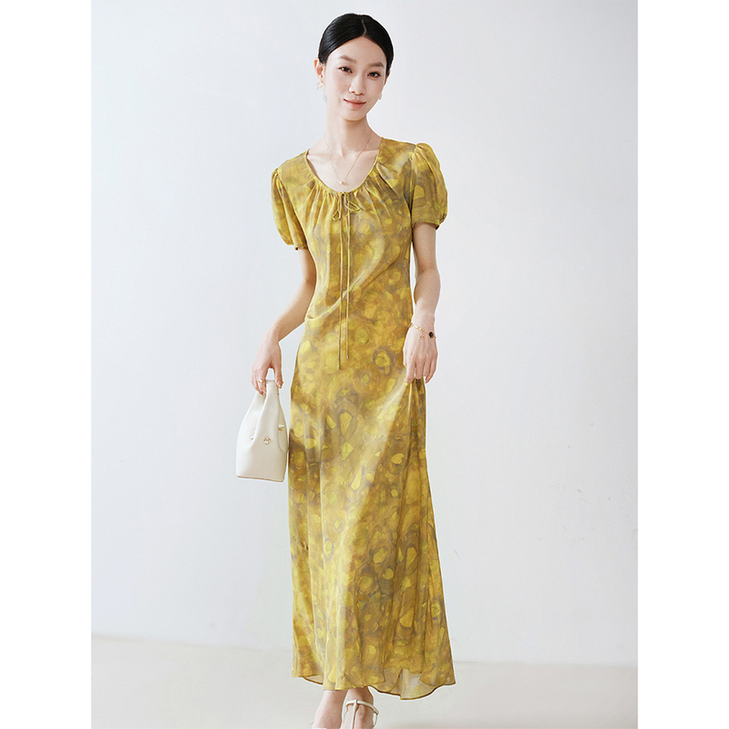 2026 Spring/Summer New Mulberry Silk 03 Double Crepe Thickened Upgraded Oil Painting Gradient Diagonal Cut Slimming Elegant Long Dress for Women 2026 Spring/Summer New Mulberry Silk 03 Double Crepe Thickened Upgraded Oil Painting Gradient Diagonal Cut Slimming Elegant Long Dress for Women