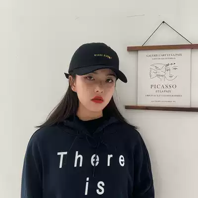 Hat female 2020 spring and summer new simple word travel tongue cap casual Joker curved eaves baseball cap couple student cap