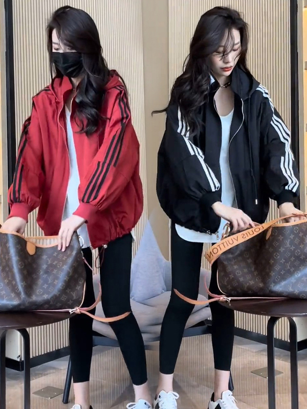 Casual Loose Baseball Jacket for Women 2026 Spring and Autumn New Korean Style Windbreaker Sports Short Jacket Top