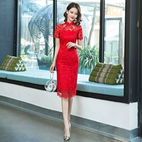 Красное кружево