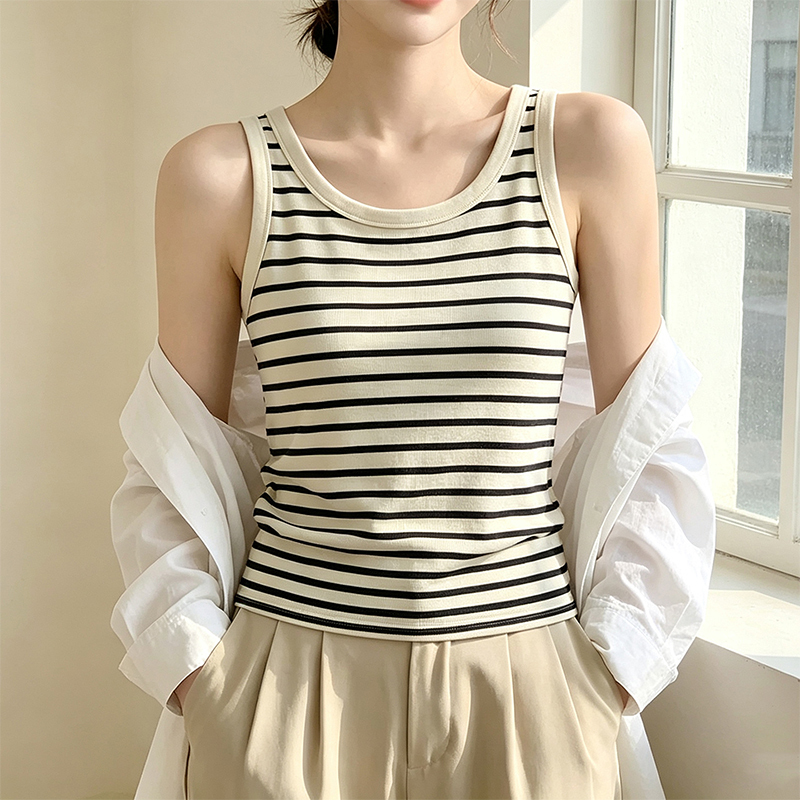 High-End Striped Apricot Ribbed Camisole for Outerwear or Layering, New Style Anti-Exposure Slim-Fit Base Shirt