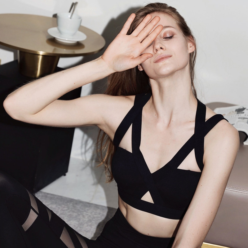 WISKII European and American nude cross straps hollow sports fitness yoga vest underwear top snake print