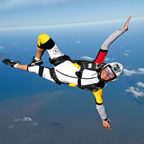 Single skydiving certification Chinas domestic Sea Flower Island Hangzhou Qianhu Island training pilot A license