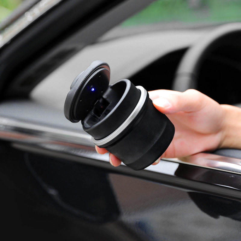 Cigarette ashtray on-board two-in-one tobacco tray with LED light with lid for car Ashtray Storage Box Car with a cigarette cylinder