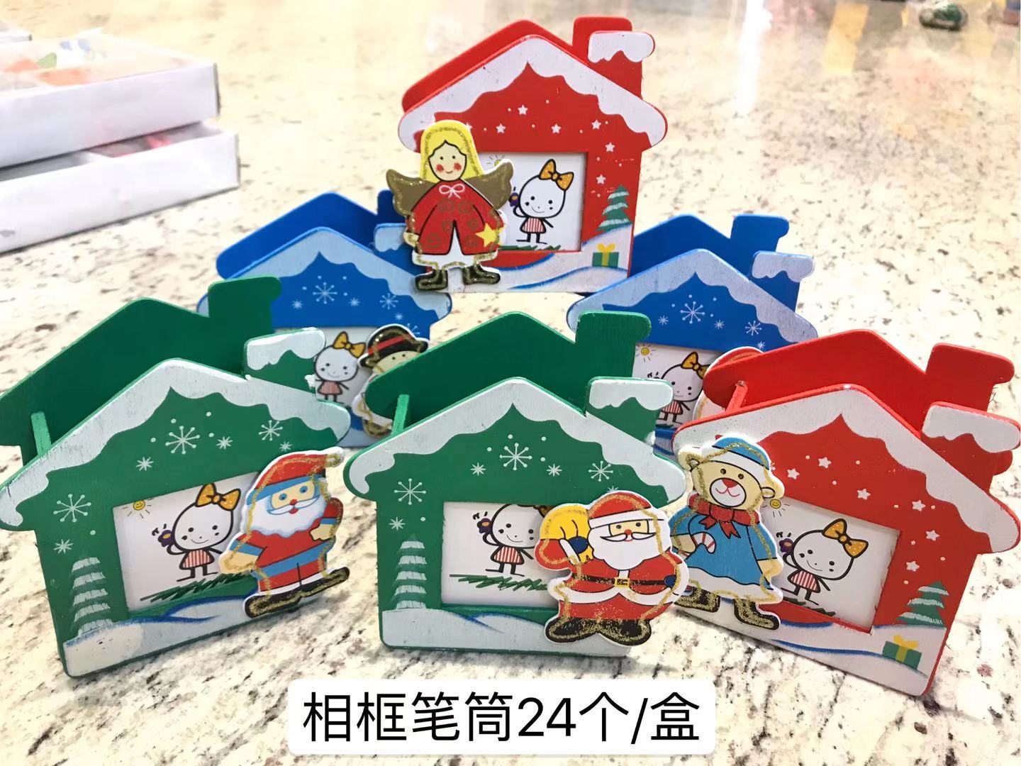 Christmas Creative Penbrush Mini Cartoon Animal Wooden Penbrush with postcard message clamps containing buckets