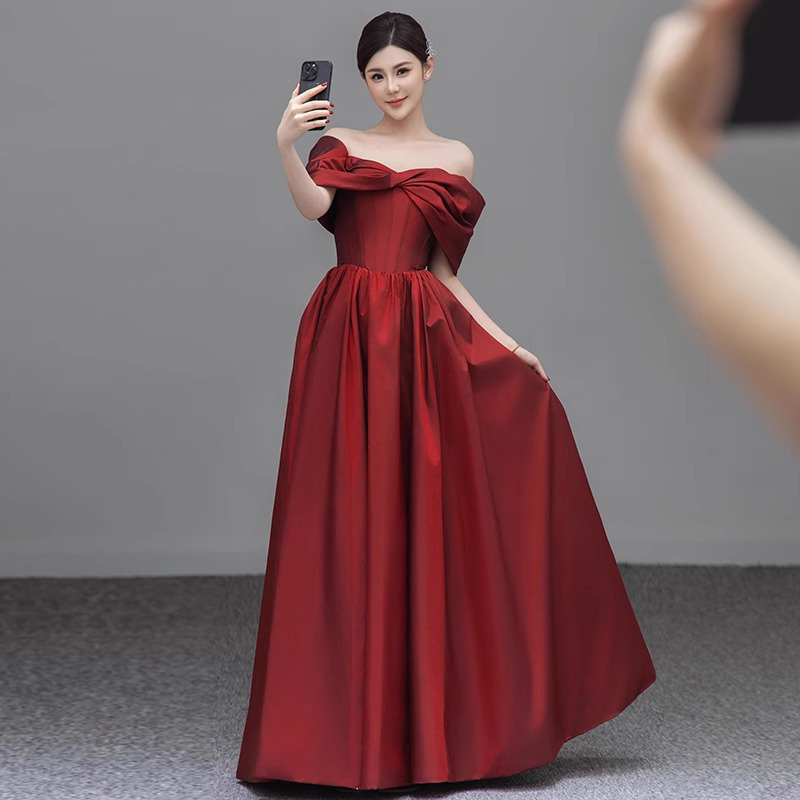 Plus-Size Evening Dress for Chubby Girls, Slimming and Tummy-Concealing, High-End Feel, 100kg Extra-Large Size Dress for Girls Plus-Size Evening Dress for Chubby Girls, Slimming and Tummy-Concealing, High-End Feel, 100kg Extra-Large Size Dress for Girls