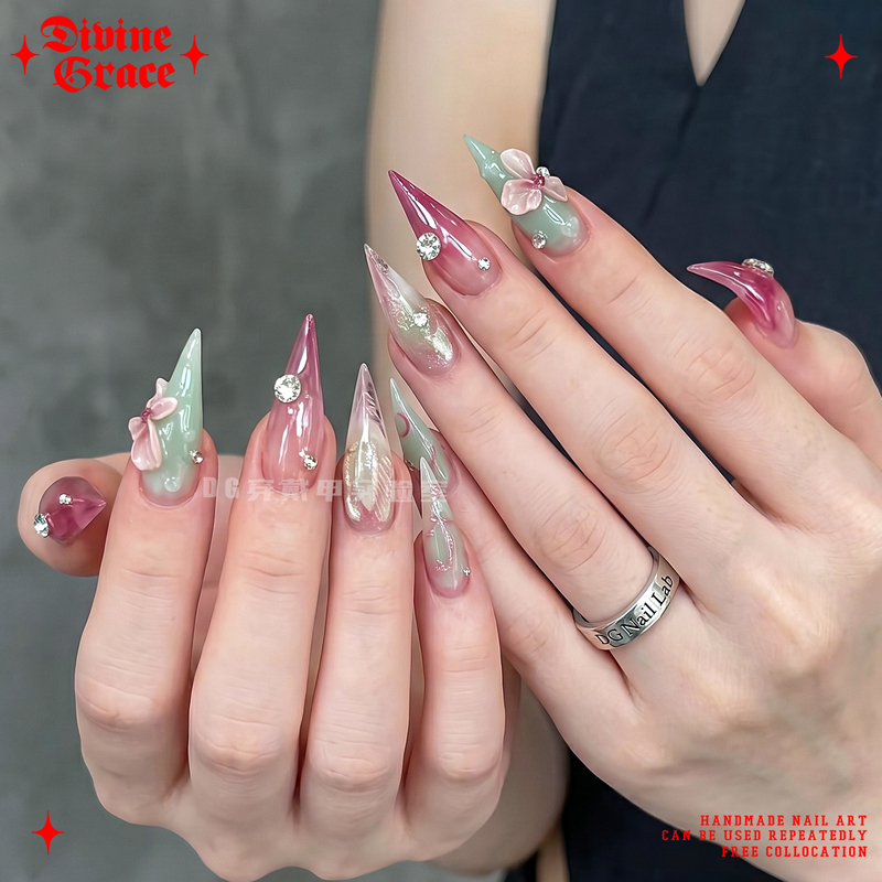 [Dragon Claw Manicure] Rose Red Mint Carved Dragon Claw Animal Claw Summer Manicure High-End Handmade Stunning Wearable Nails