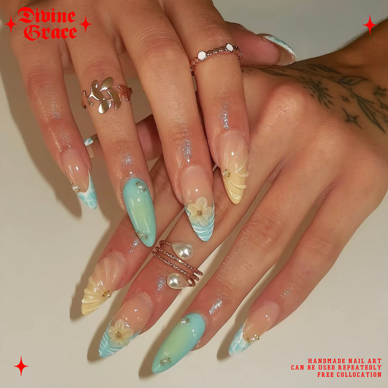 [Hot Girl Manicure] Summer Vacation Style Cute Plumeria French Carved Wearable Nails High-Quality Handmade Manicure