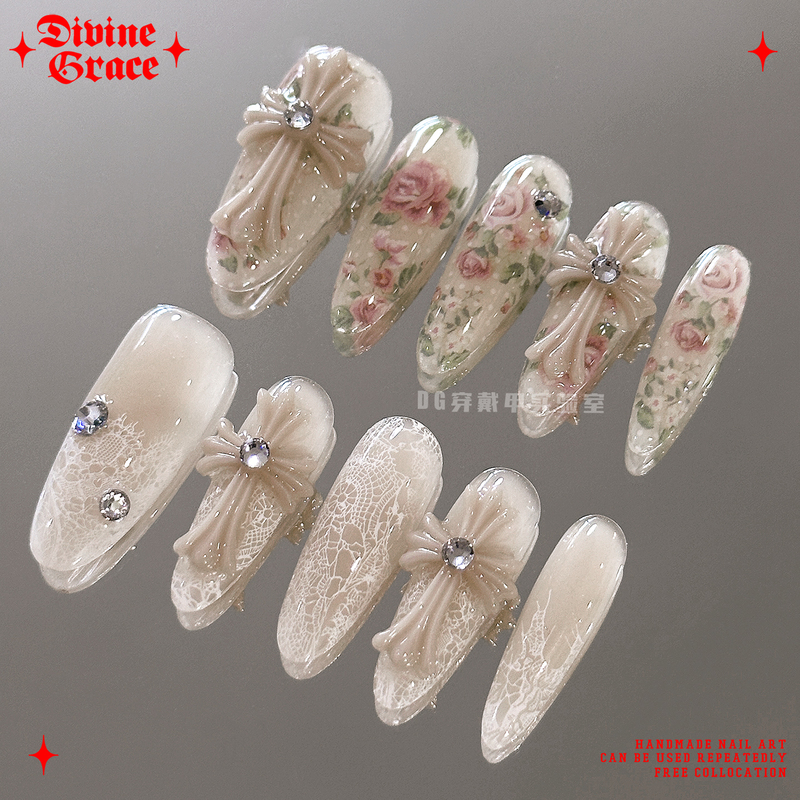 [Hot Girl Nail Art] Vintage Rose 3D Embossed Cross Press-On Nails/Original High-Quality Handmade Nail Art
