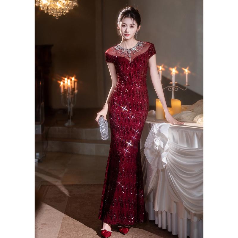 Burgundy Evening Dress for Women 2026 New Style High-End Banquet Host Unique Beautiful Sexy Fishtail Dress with Sequins