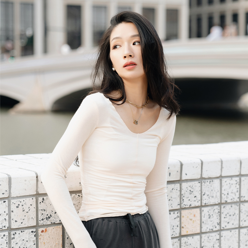 King Kong Dance King poetic same original pink rice blue coffee spring and summer wild foreign qi repair top long-sleeved undershirt