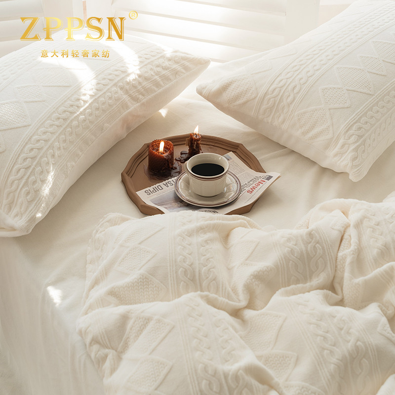 ZPPSN 4-piece cow milk velvet thickened warm coral duvet double-sided flannel bed in Italy