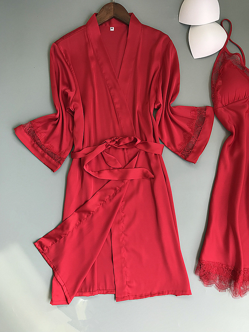 Đồ ngủ của Phụ Nữ Mùa Xuân và Mùa Thu Sexy Băng Lụa Sling Nightdress Ren Robe với Ngực Pad Mô Phỏng Lụa Hai mảnh Mùa Đông và Mùa Hè đồ ngủ 2 dây