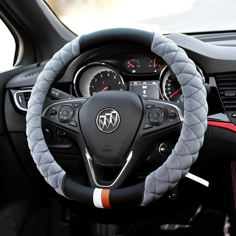 Beek GL6 Yinglang Kaiyue Juno Koveien Weilangen Cora parade the plush winter steering wheel sleeve