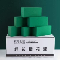 1 коробка грязи