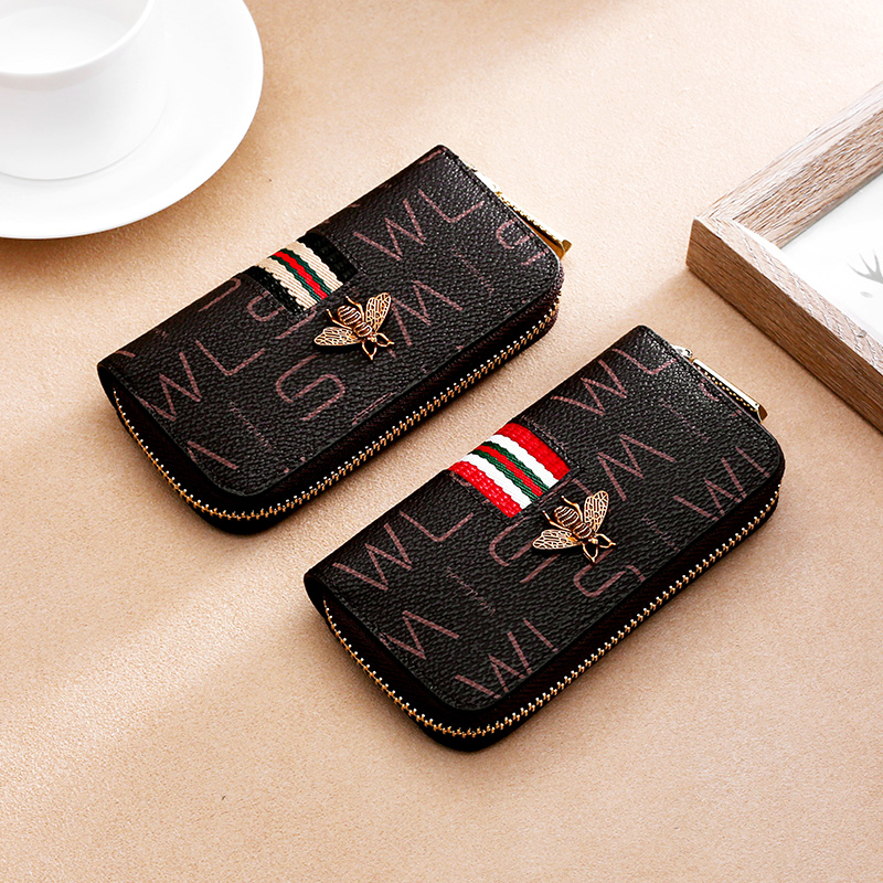 Korean cute large-capacity key bag female key bag wild car key chain multi-function home storage key