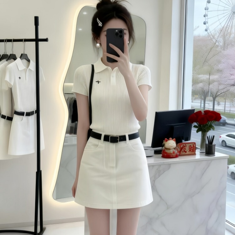 A Complete Outfit for Petite People with a Casual Vibe, Korean-Style Summer Lazy Style, Knitted Short-Sleeved Top and Short Skirt Two-Piece Set