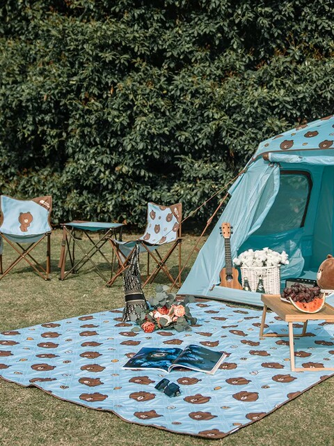 Mu Gaodi LineFriends ຮ່ວມມືຍີ່ຫໍ້ Brown Bear Coni Rabbit Forest Folding Portable Ultrasonic Picnic Mat