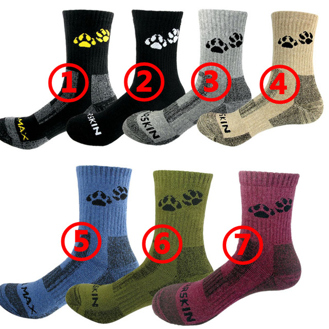 Thickened wear-resistant quick-drying outdoor socks pure cotton hiking mountaineering running men and women towel bottom mid-tube sports cycling