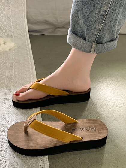 厚底3厘米宽带子中跟人字拖女平跟平底夹脚外穿沙滩拖防滑凉拖鞋