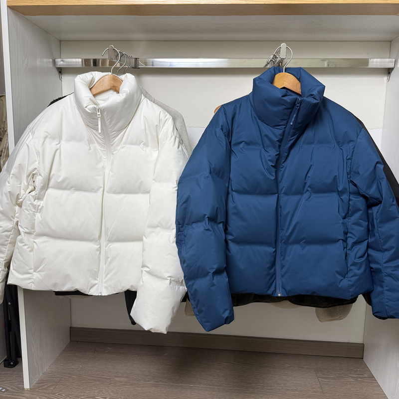 Directly from the Source Factory, Women's Waterproof Seamless down Short Jacket with Stand Collar, Outerwear V23/478578