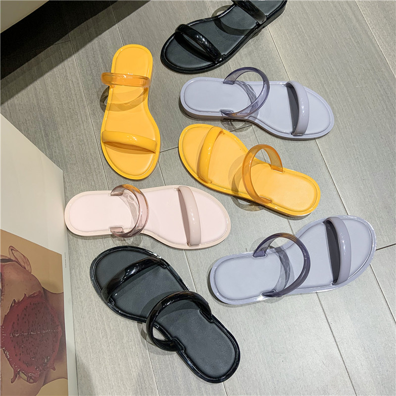 European Station Candy Color Slippers Women's Summer Fashion 100 Hitch Type Flat Bottom Flat Heel Beach Shoe Jelly Sandals