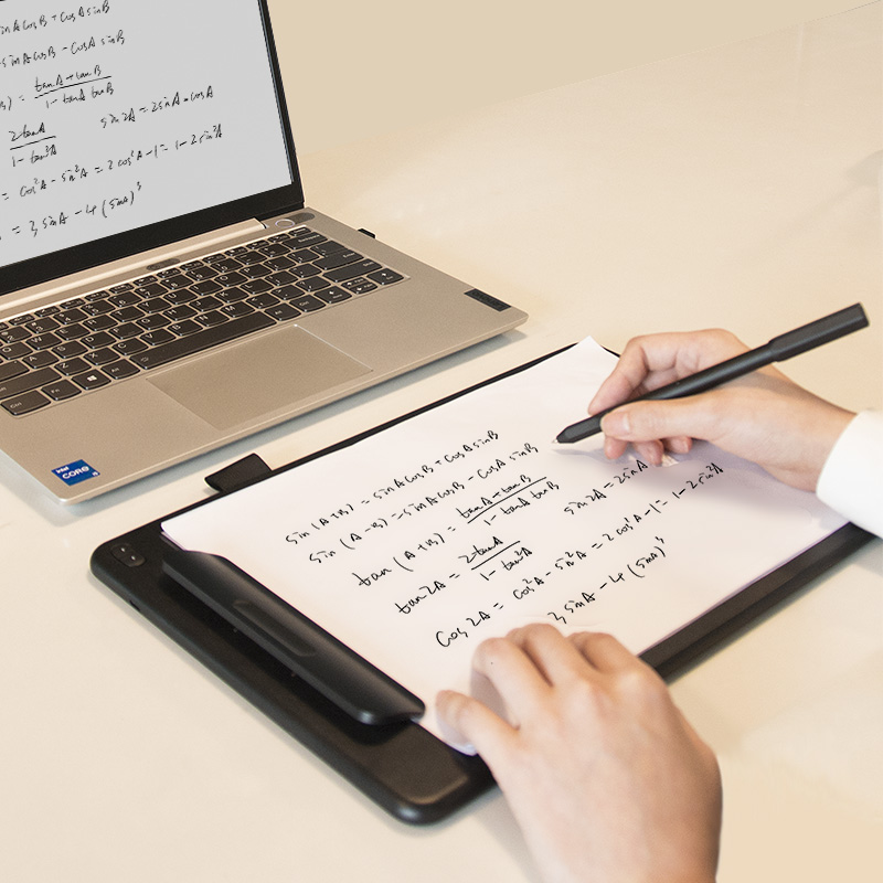 Master paper and pencil computer handwritten board taught on micro-course recording paper screen synchronization PPT live broadcast