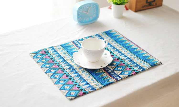 Thái sọc bảng mat bàn ăn vải placemat red blue retro tính năng phong cách dân tộc bữa ăn mat trà mat