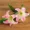 Mô phỏng Hoa Lily Hoa giả Vườn hoa Trang trí phòng khách Hoa Trang Hoa Hoa Thắng đơn - Hoa nhân tạo / Cây / Trái cây cây giả trang trí trong nhà
