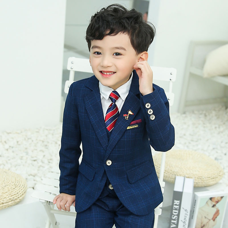 Boy suits suit 2022 new chair Flower Boy Baby Age Gown children's suit suit Inron handsome