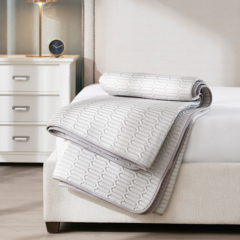 网易严选 泰国天丝乳胶凉席三件套（凉席*1+枕套*2） 天猫优惠券折后￥129起包邮