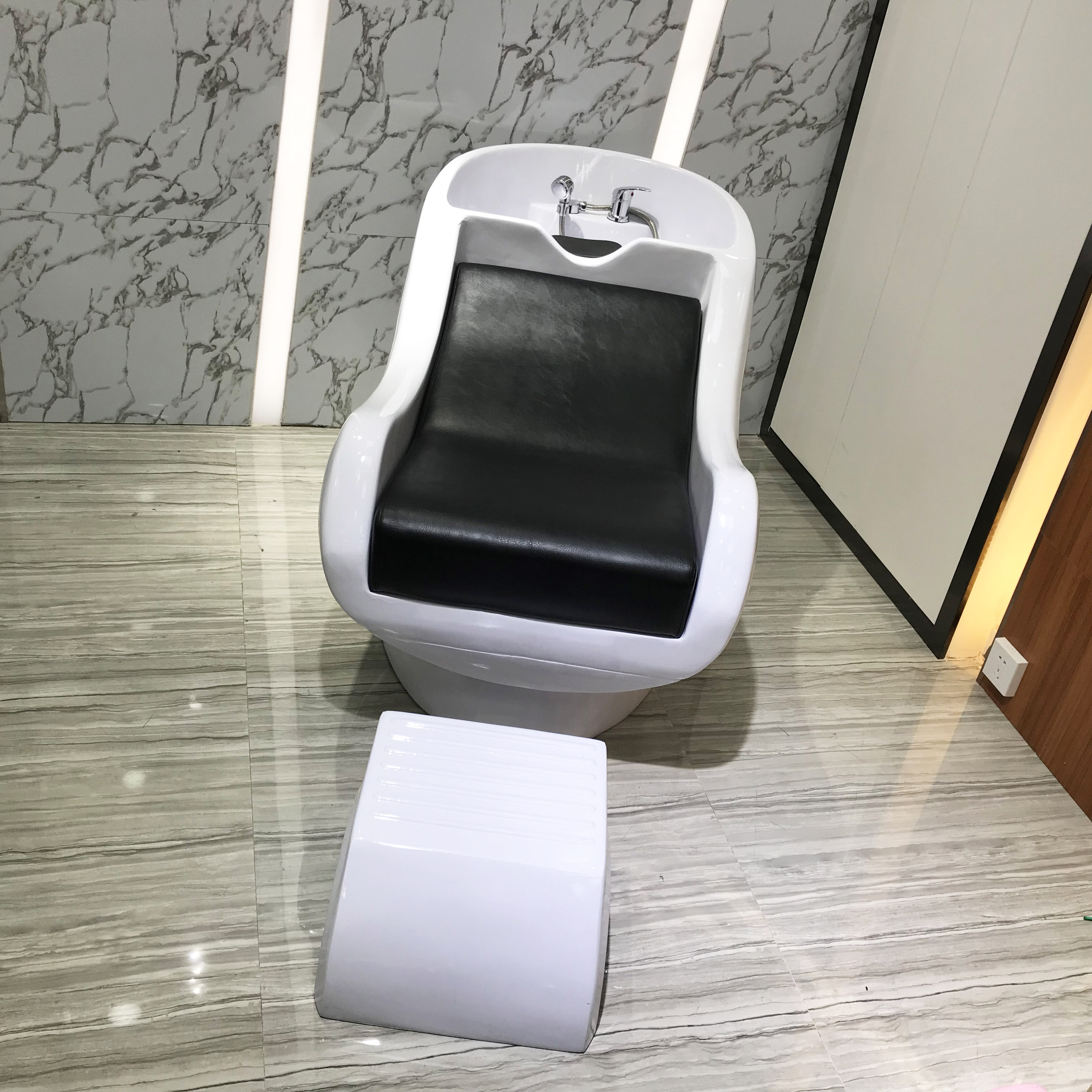 Space capsule semi-lying barber shop dedicated net red fiberglass shampoo bed fashion high-end hair salon flushing bed Japanese style