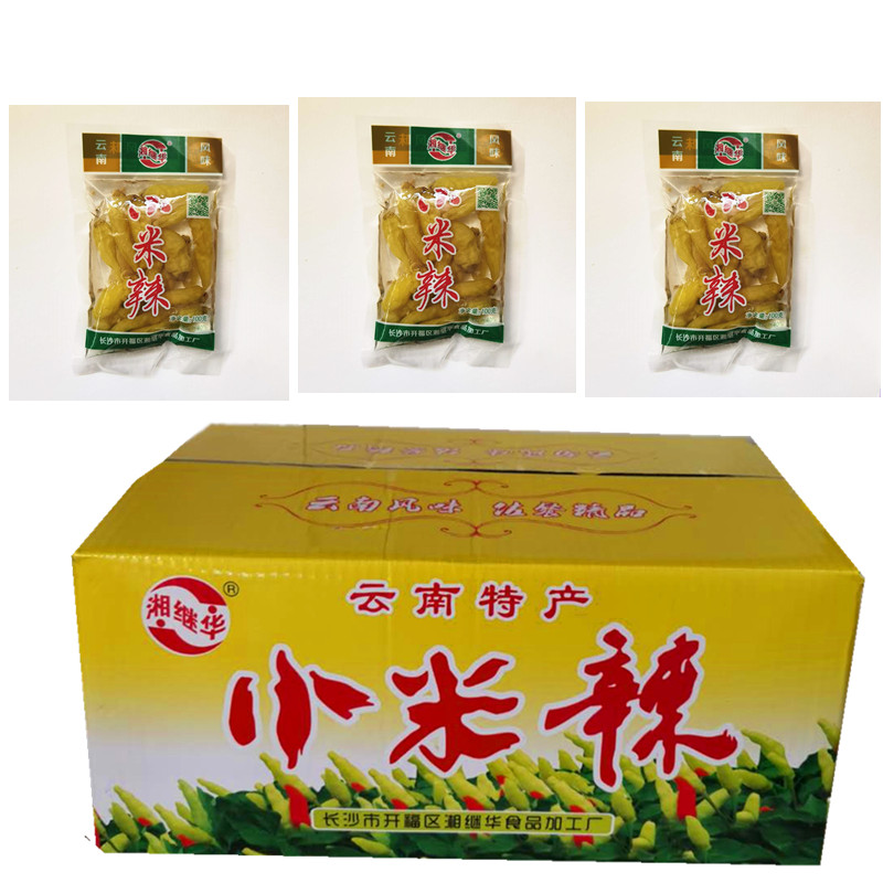 XiangJihua Xiaomi spicy bagged peppers, pretzels, peppers, peppers and peppers with peppers.