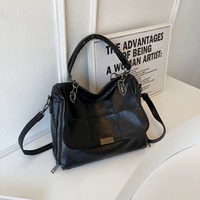 Черный, маленький