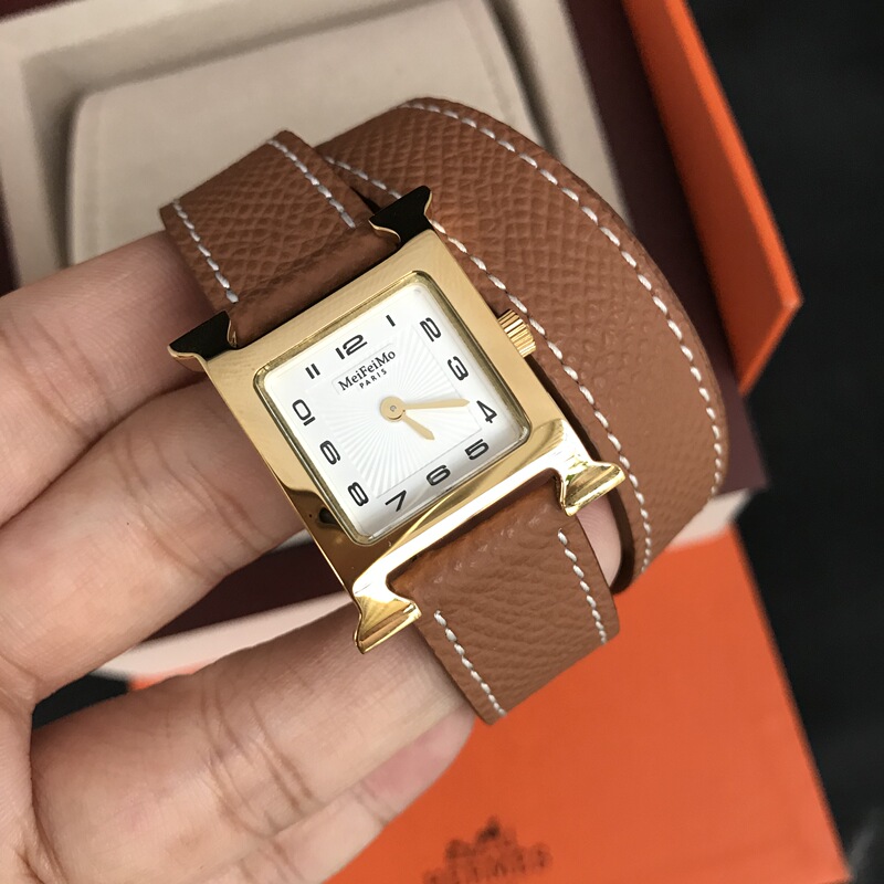Internet Celebrity Style H Watch with Digital Dial, Gold-Brown Double-Layer Winding Long Strap, Lychee Pattern Leather Strap H Women's Watch