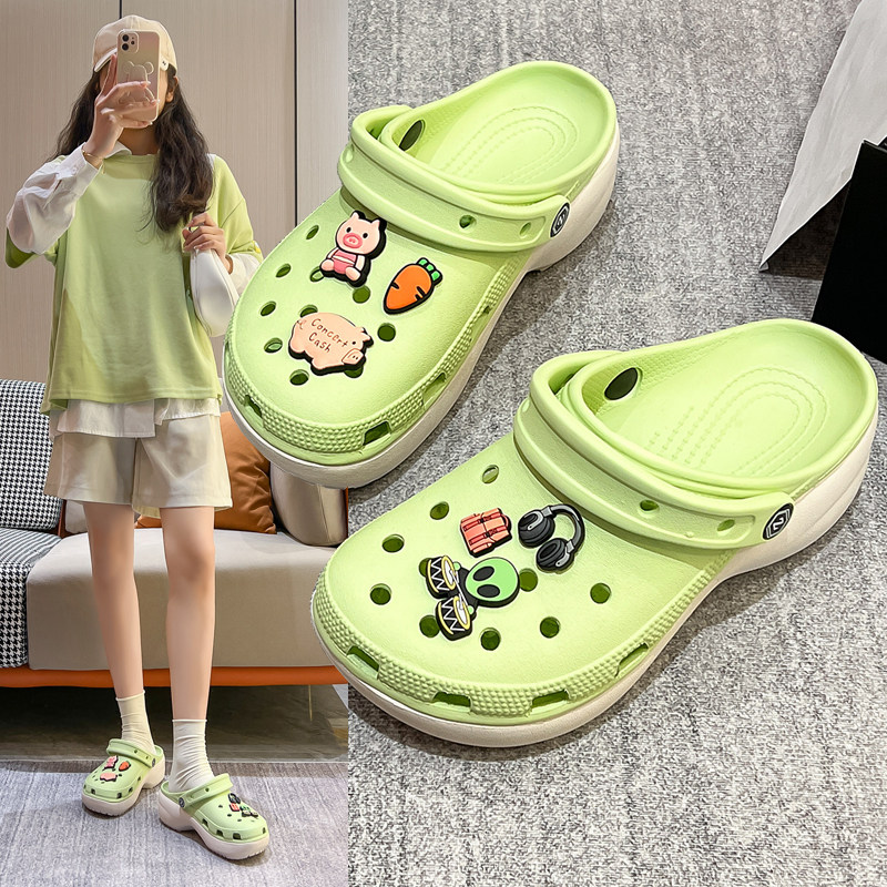 2022 new cloud dongle dongle shoes women sandals shoes ins tide non-slip thick bottom beach shoes Baotou slippers summer outside wearing diy