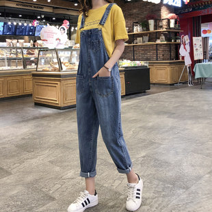 Autumn and winter age-reducing denim overalls for women, small-leg pants, Korean version, loose, tall and slim, nine-point jumpsuit, trendy for small people