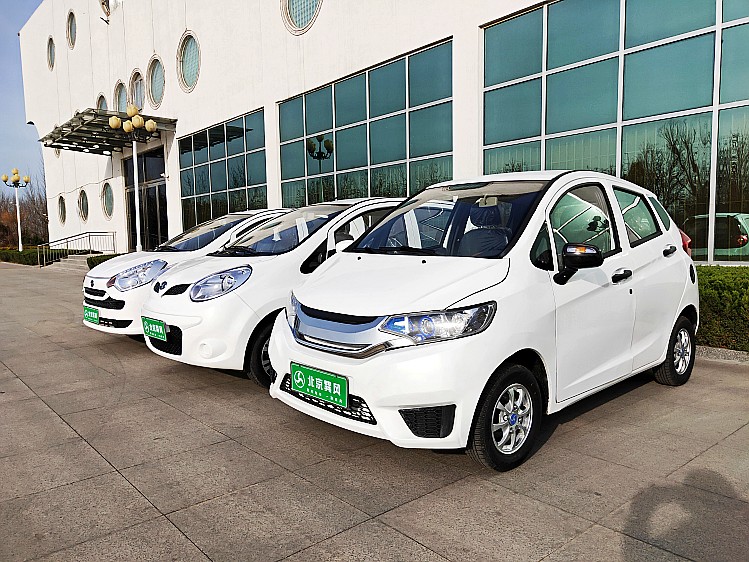 Xe bốn bánh chạy điện Toyota dành cho người lớn đi kèm với đầy đủ trợ lực điện sử dụng kép năm chỗ ngồi tham quan năng lượng mới - Xe đạp điện xe đạp điện giá rẻ dưới 5 triệu