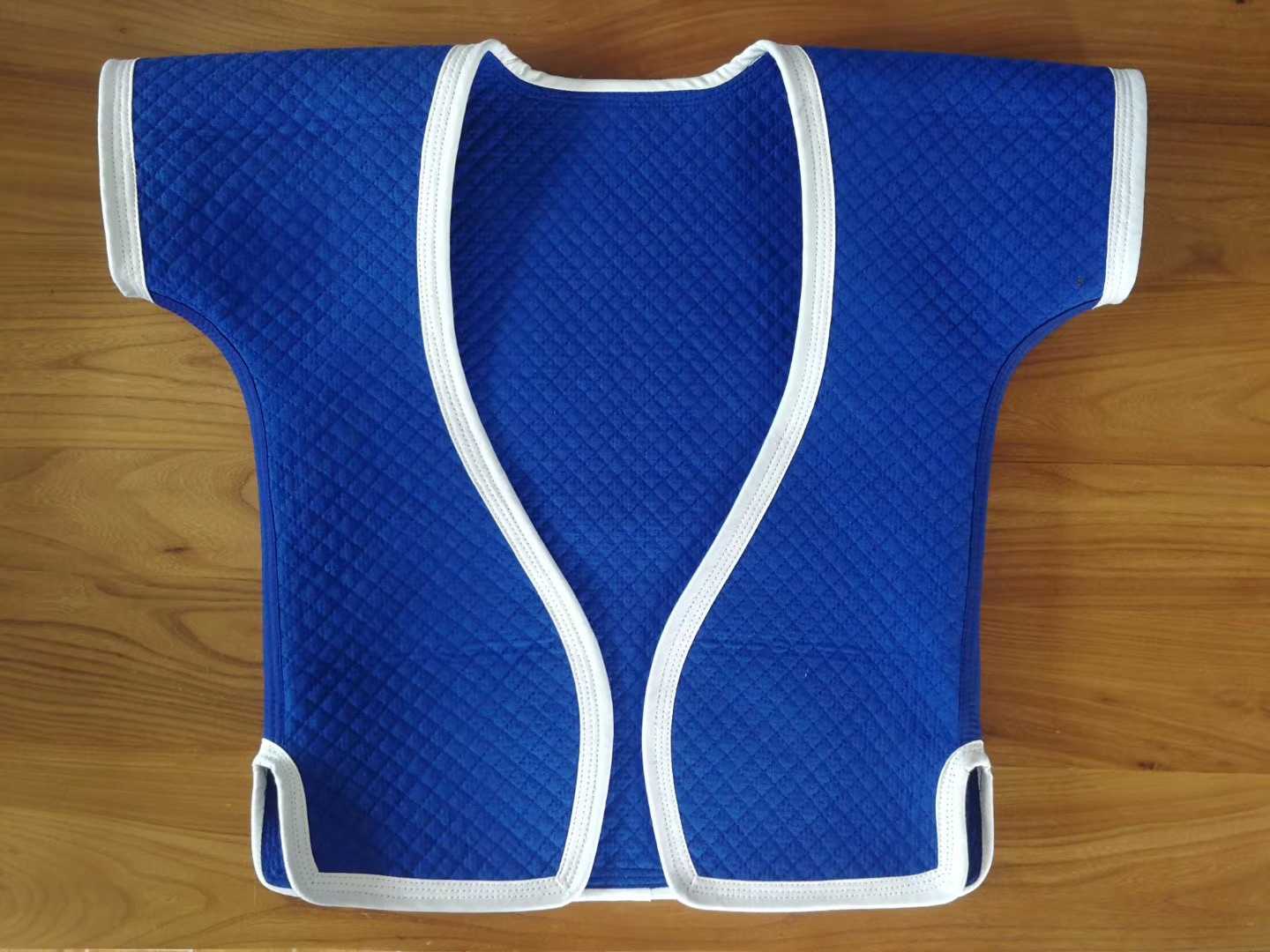 A training in a wrestling suit and a training