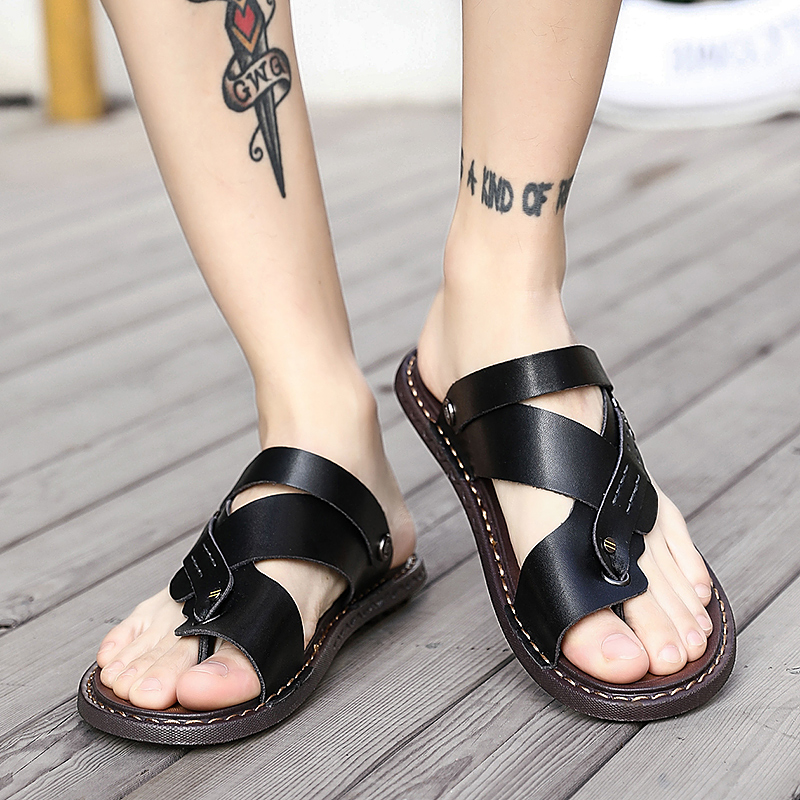 Sandals men's summer 2021 new Korean version of the soft bottom fashion personality beach cool slippers flip flops men's large size leather slippers