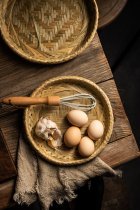 Handmade bamboo round storage basket fruit tray bread basket traditional drying bamboo basket food photography props vegetable and fruit shooting